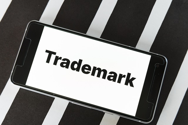 Decorative image showing a wide screen mockup, representing digital innovation at brand name.